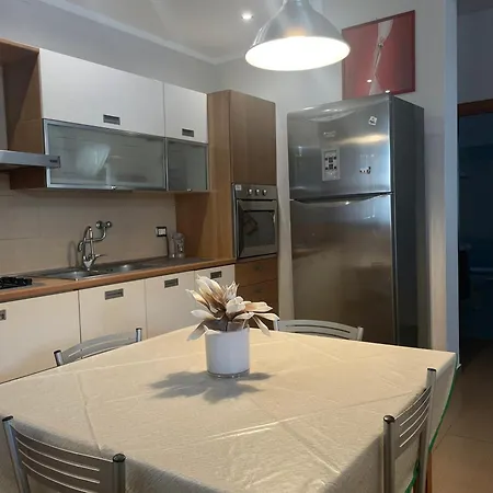 Roses Apartment Lupetto